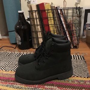 black timberland boots